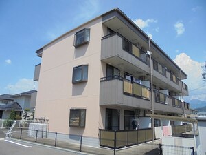 Limpiaエスポワール西中田外観写真