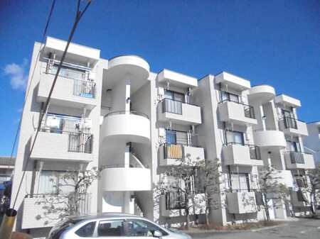金井マンションＡ棟外観写真