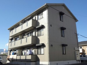 ブリリアントY　A棟外観写真