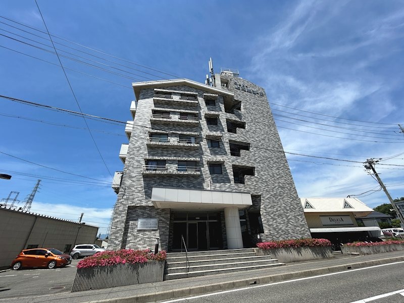 上高地コーポの物件外観写真