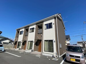 エンブレイス外観写真