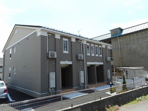 ラ　ラ　プラント外観写真