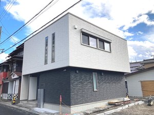 シャーメゾン深志天神外観写真