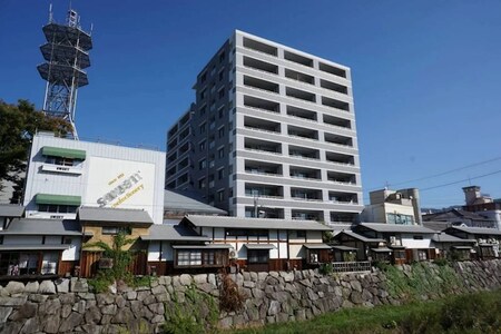 リヴァージュ松本繩手外観写真