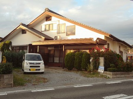 里山辺貸家外観写真
