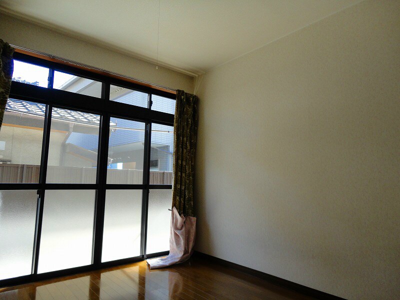 物件内観写真4　(※写真は別号室です。)