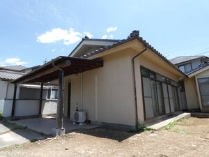 岡田松岡平屋戸建外観写真