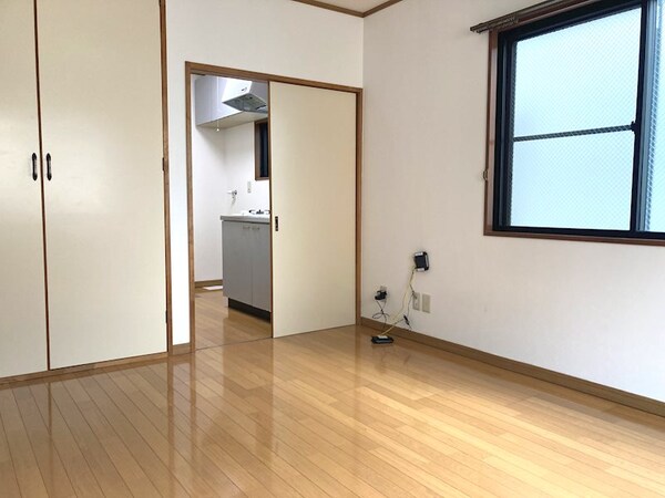 ベッドルーム