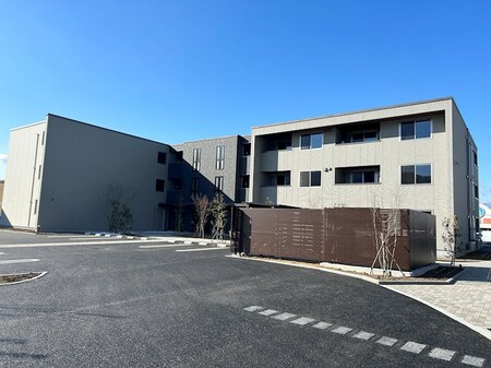 シャーメゾンステージ筑摩外観写真