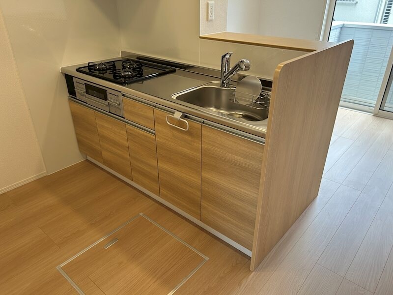 物件内観写真3　(同じメーカーの類似物件です。)