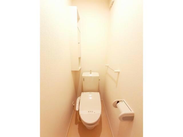 物件内観写真12　(温水洗浄便座)