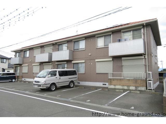 シャルル・アンレ（波志江町）の物件外観写真