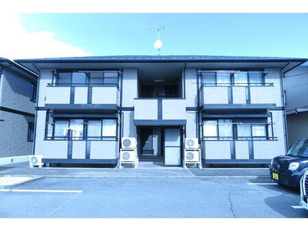 パミドールＡ（連取町）外観写真