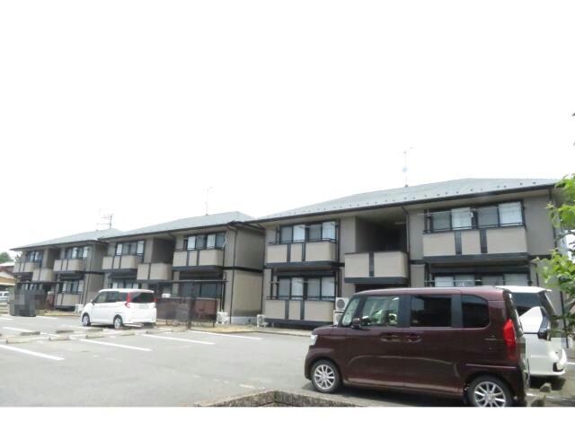 パミドールＢ（連取町）の物件外観写真