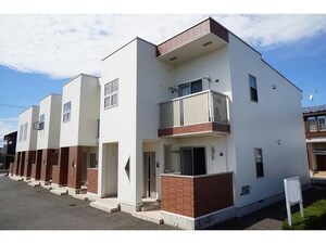 フレ　グラン　シャリオ（田部井町）外観写真
