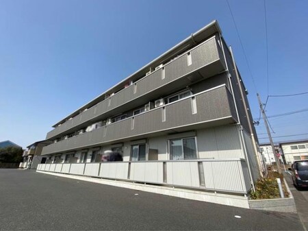 オマージュＡ（境伊与久）外観写真