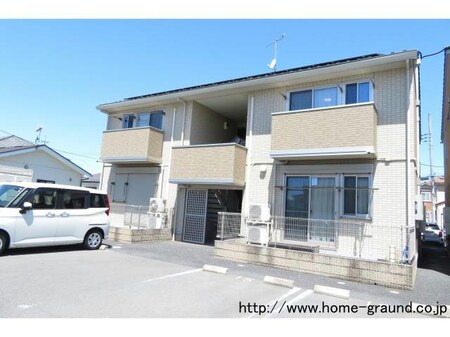 アンベリールＢ（境三ツ木）外観写真