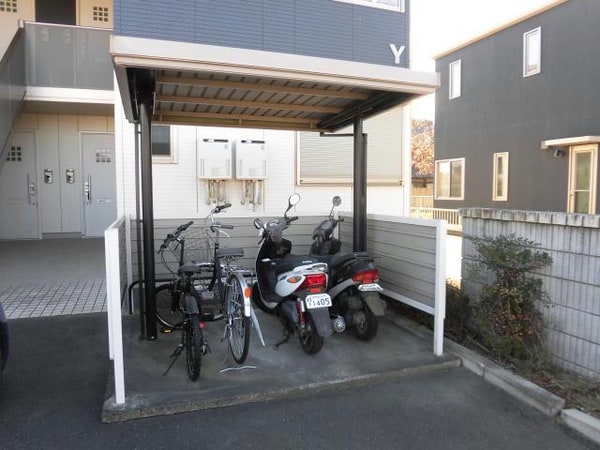 駐輪場(駐輪場)