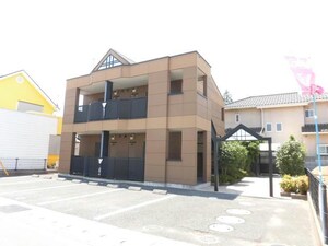 クレスト・Ｍ＆Ｍ（連取本町）外観写真