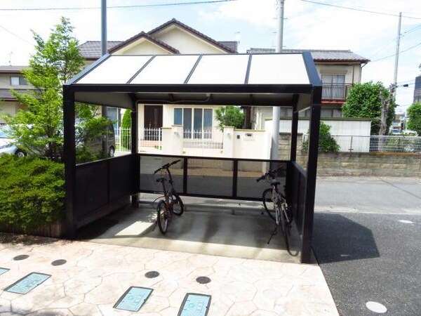駐輪場(駐輪場)