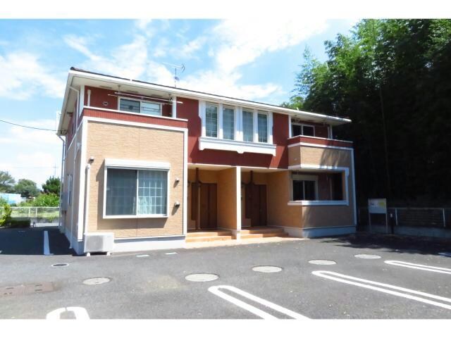 アイリーＣ（西久保町）の物件外観写真