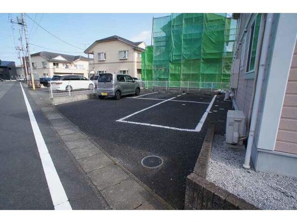 駐車場(駐車場)