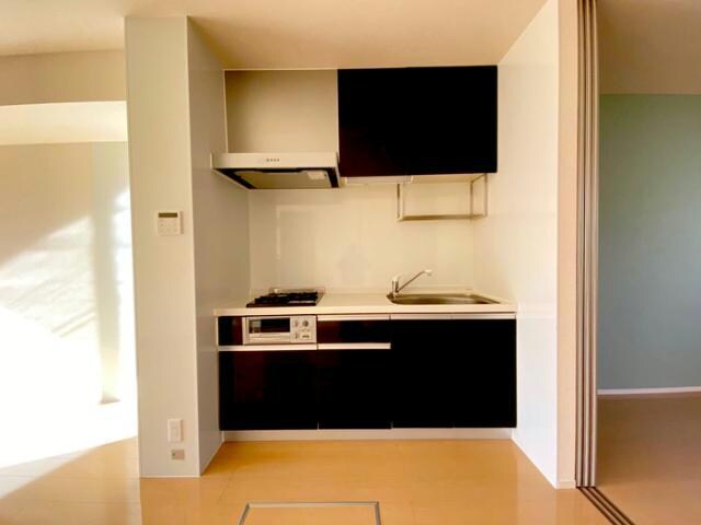 物件内観写真7　(システムキッチン)