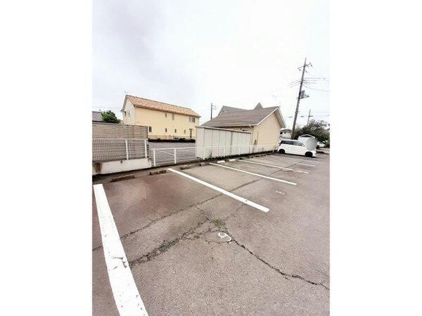 駐車場(敷地内駐車場)