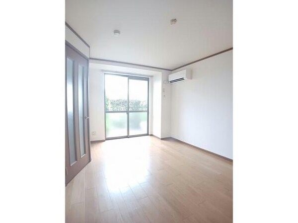 リビングダイニング