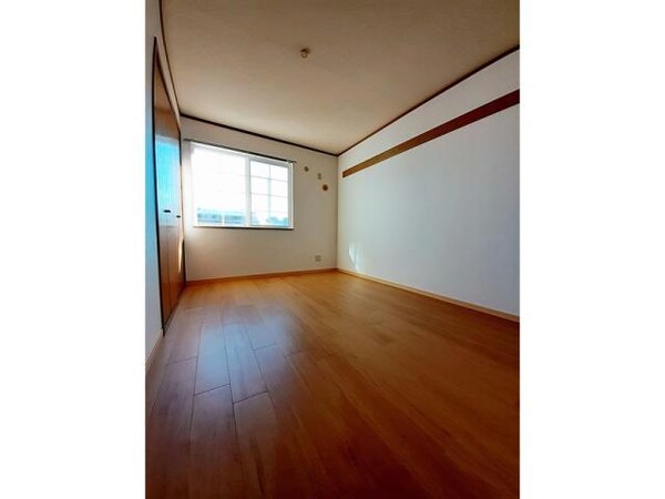 居室(洋室6帖)