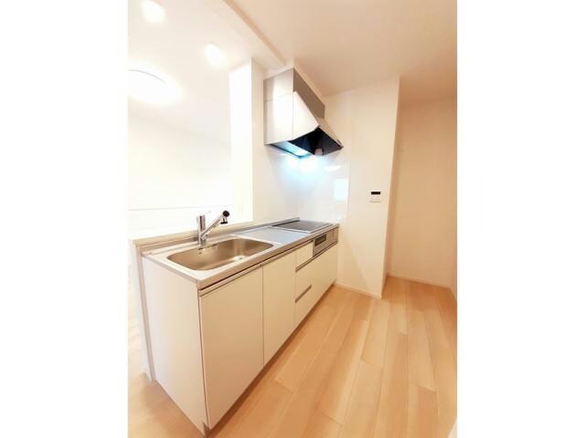 物件内観写真9　(対面式システムキッチン)