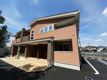 レイクC外観写真