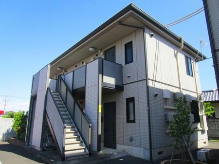 アマンジオA（連取町）外観写真