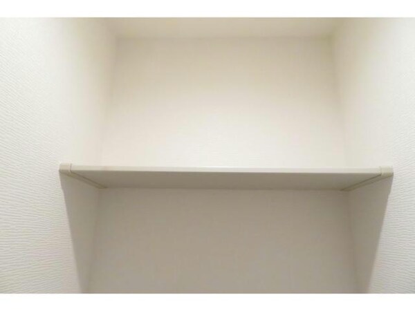 トイレ(トイレ上収納)