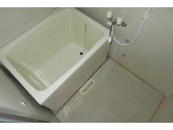 バス／シャワールーム等(浴室)