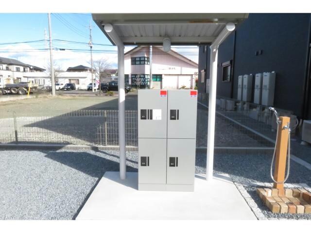 物件外観写真4　(宅配ボックス)