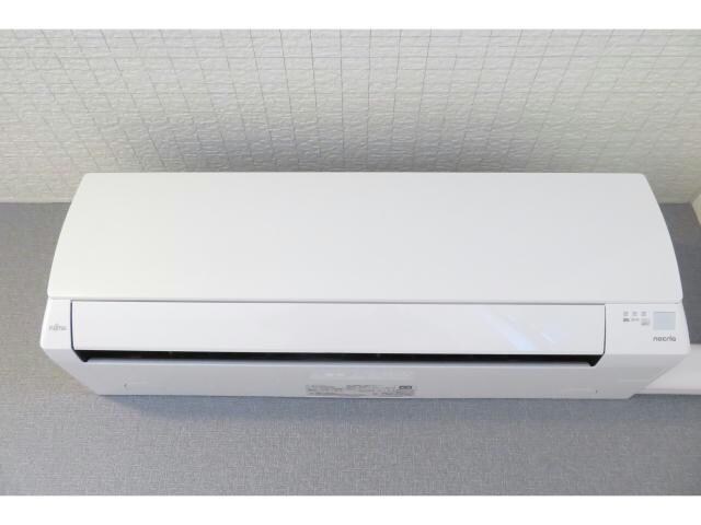 物件内観写真18　(洋室エアコン)