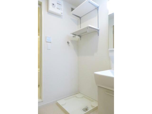 物件内観写真25　(洗濯機置場)