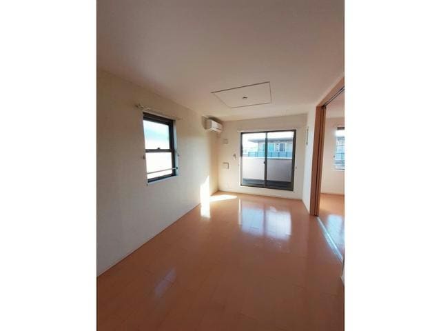 リビングダイニング