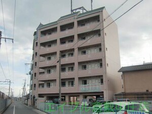 ミヨシマンション外観写真