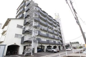 ヴィレッジロイヤルセブン外観写真