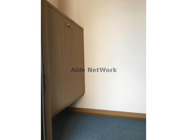 セジュール赤崎 Ａ棟の玄関回り(A202)