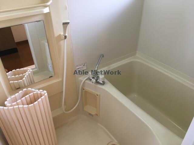 セジュール赤崎 Ａ棟のバス(A202)