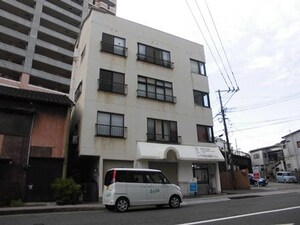 成清ビル外観写真
