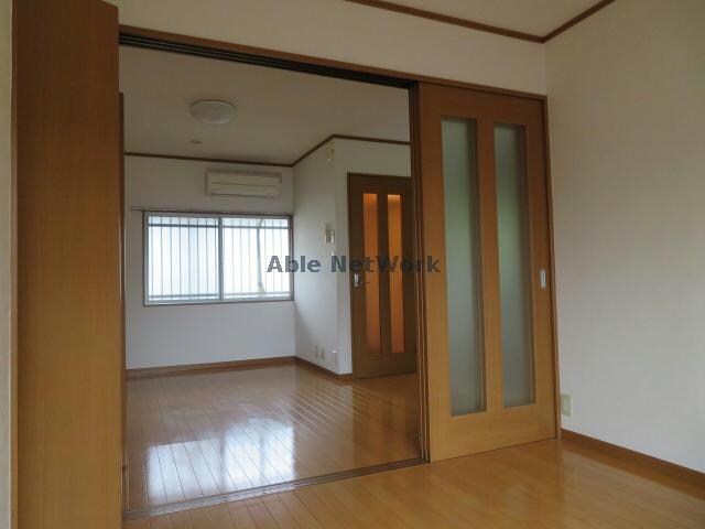 スティルライフ桜木のリビングダイニング