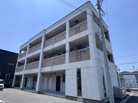 ステーション絆外観写真