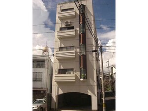 エメラルドマンション外観写真