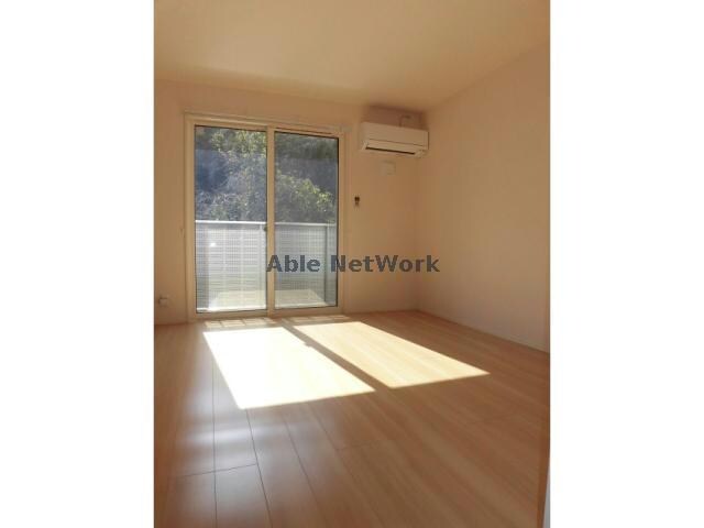 物件内観写真10　(同型部屋写真)