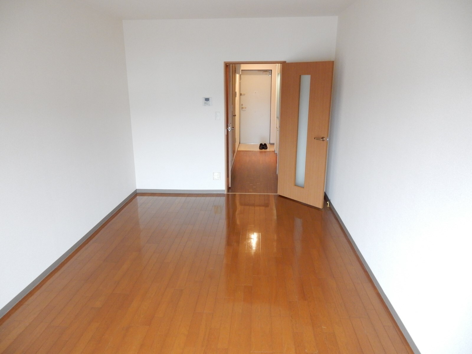 物件内観写真4　(洋室)