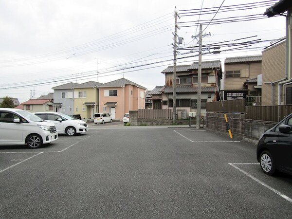 駐車場(駐車場)